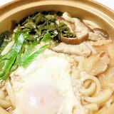 寒い季節には簡単に♪鍋焼きうどん